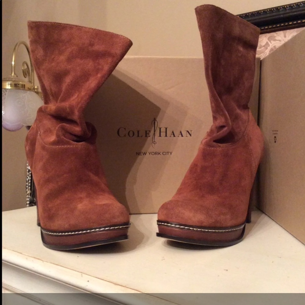 ❌NEW LISTING ❌ ♥️ HP ♥️ Cole Haan Boots - Picture 4 of 10